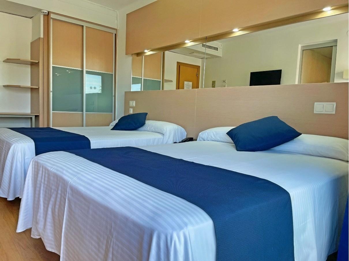 Hotel Villamarina Club Салоу Экстерьер фото